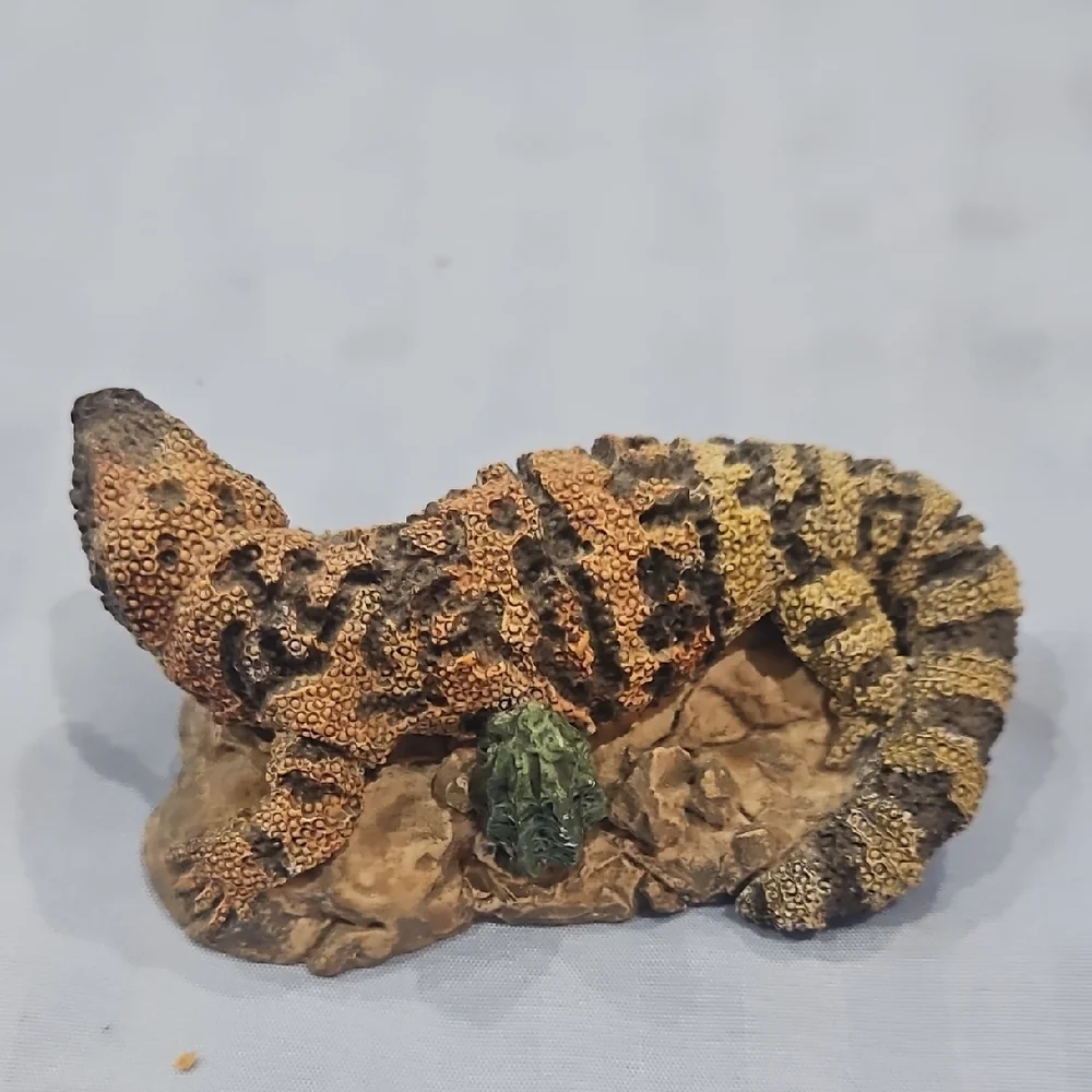 Reptile Habitat Decor - Brown and Tan